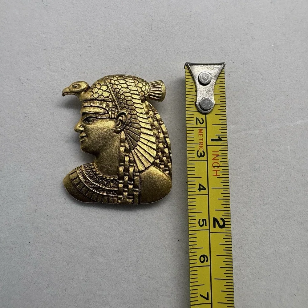 Vintage Brass Repousse Egyptian Revival Cleopatra‎ Brooch Pin In Box
